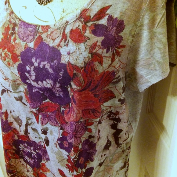 Coldwater Creek Floral Top Size 18 - Picture 4 of 7
